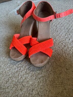 Toms Neon Coral Crochet Wedge Sandals